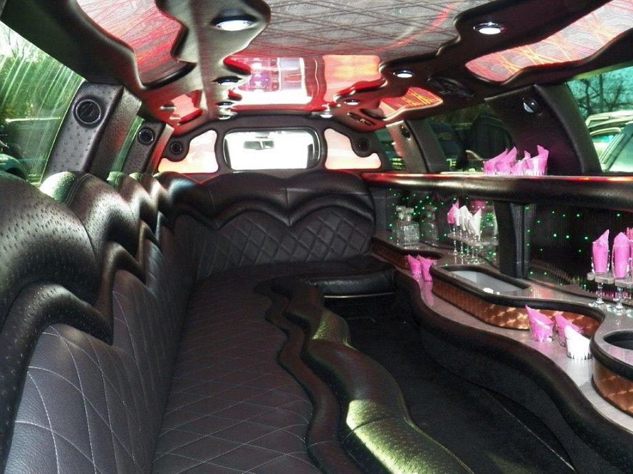 Chrysler 300 limousine interior for casino trips